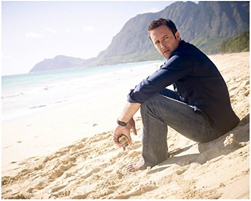 Hawaii Five-O Alex O'Loughlin, mint Steve McGarrett Ül, Lazán elegáns 8 x 10 Inch-Fotó